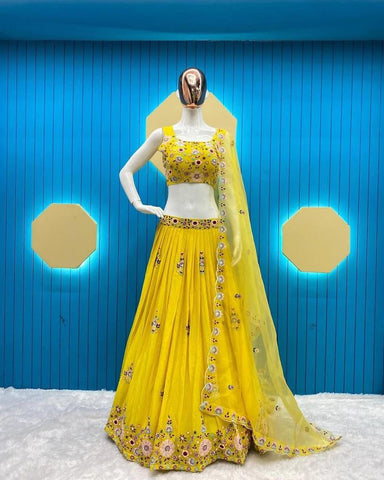 YCKD04-16 Lehenga